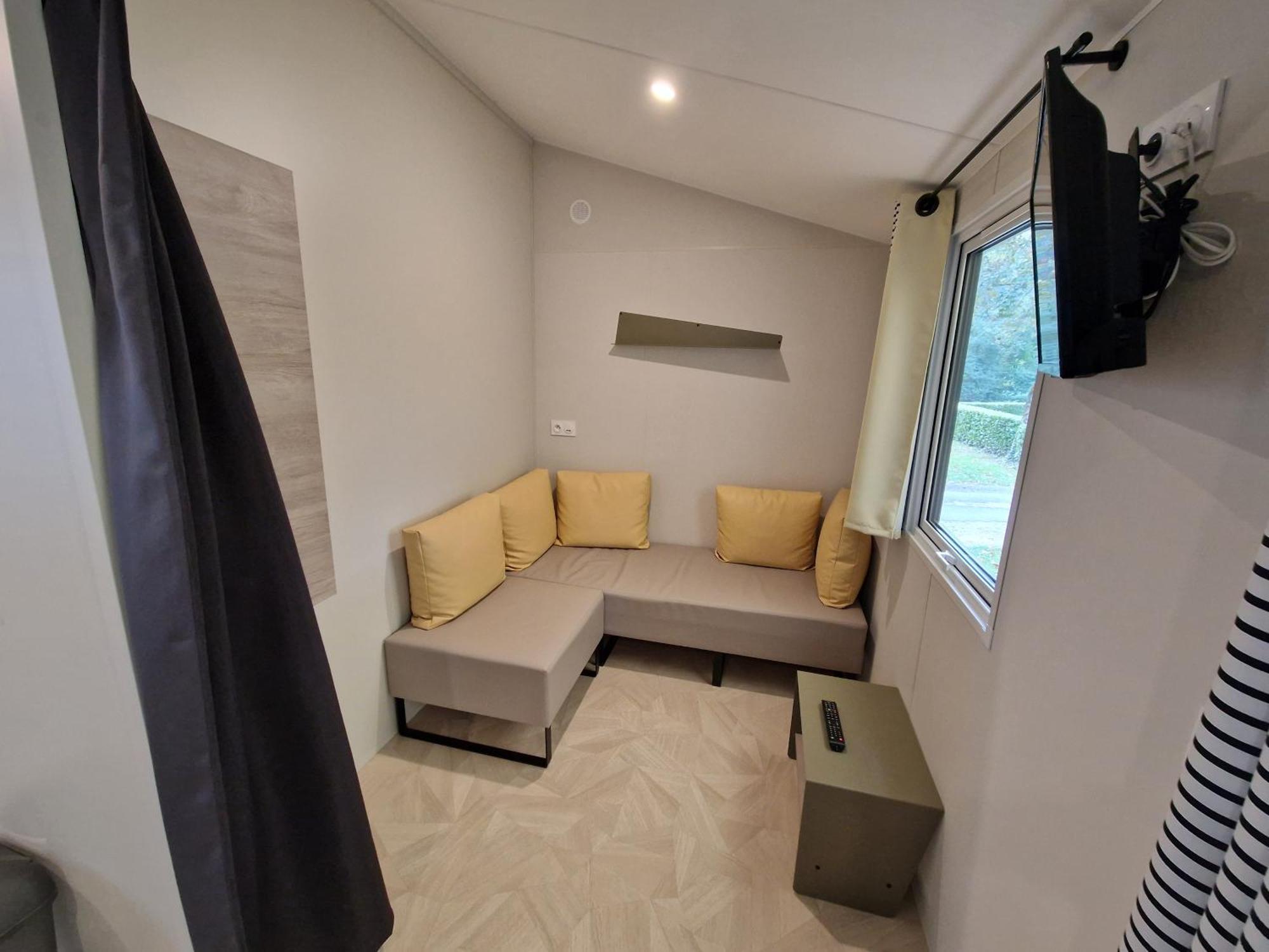 Camping Paradis Marmotel Saint-Geniez-d'Olt Ngoại thất bức ảnh