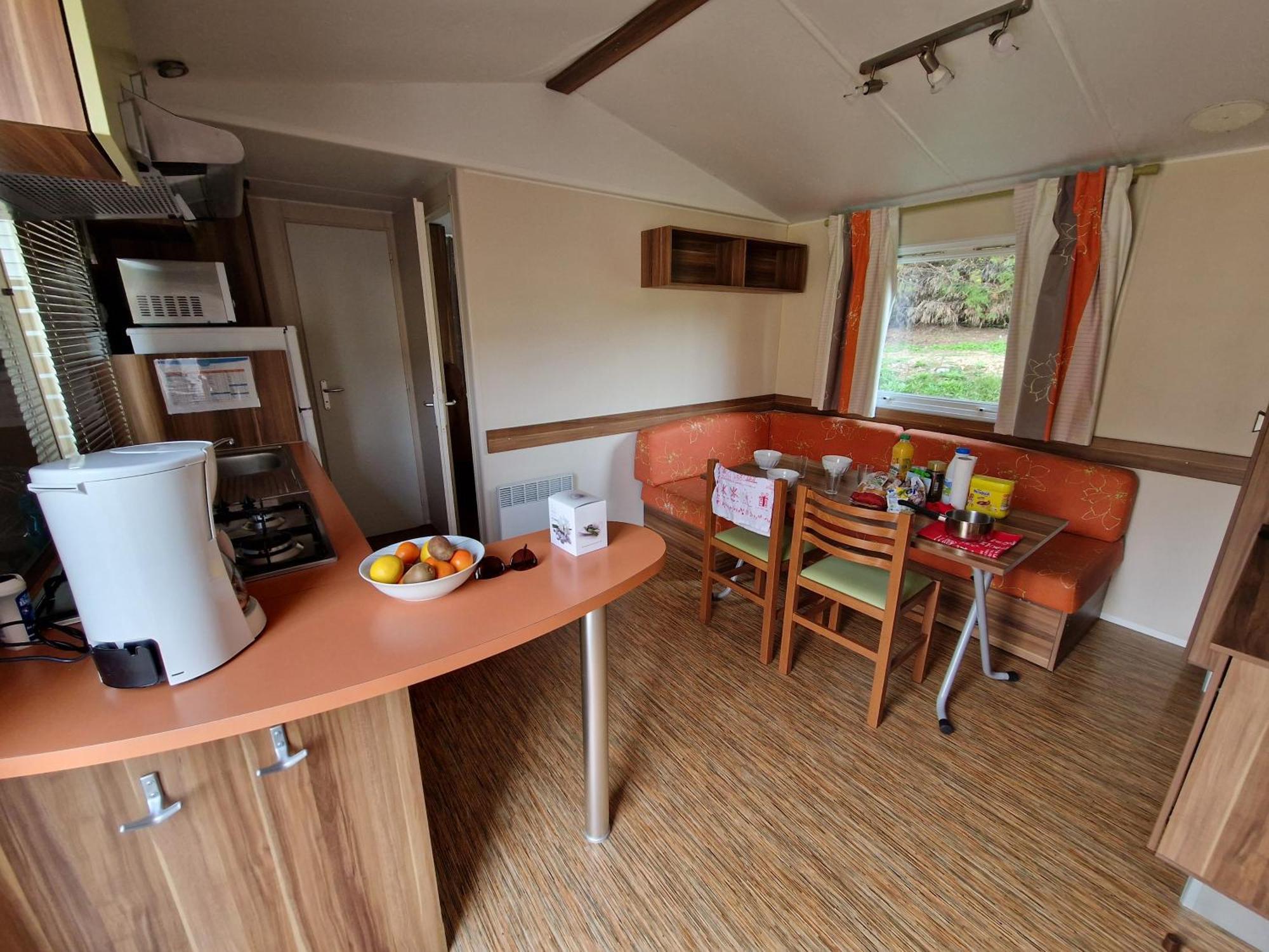 Camping Paradis Marmotel Saint-Geniez-d'Olt Ngoại thất bức ảnh